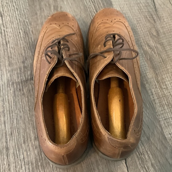 GH Bass mens classic brown leather size 9 Dress shoes oxfords with shoe trees - Picture 2 of 7